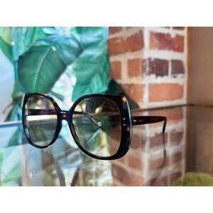 GUCCI GG0472S Oversized Sunglasses